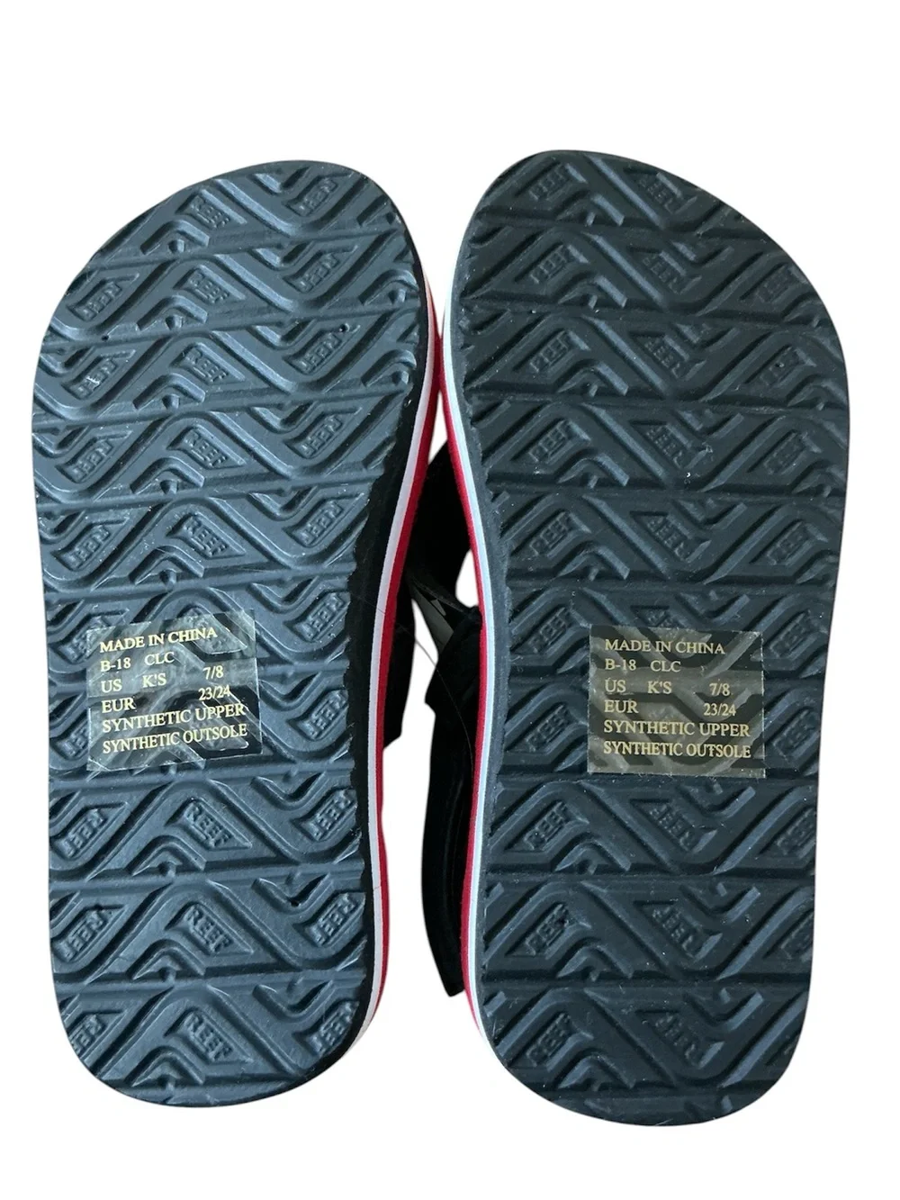 Reef Kids' Red Shark Print Sandals Size 7/8 Summer Swim Beach Resort NWT